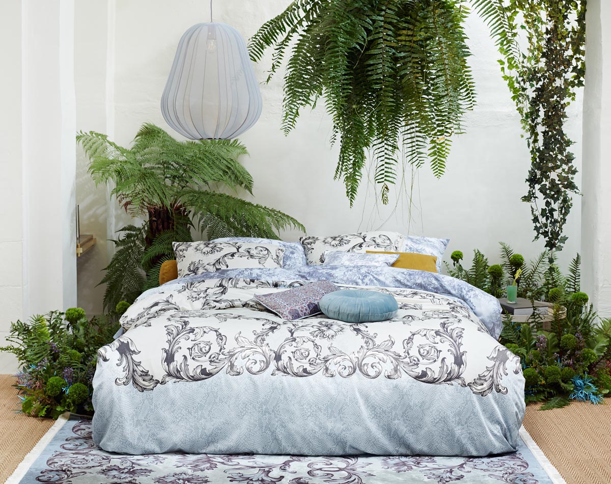 Chapter 1: Un Nouveau Printemps