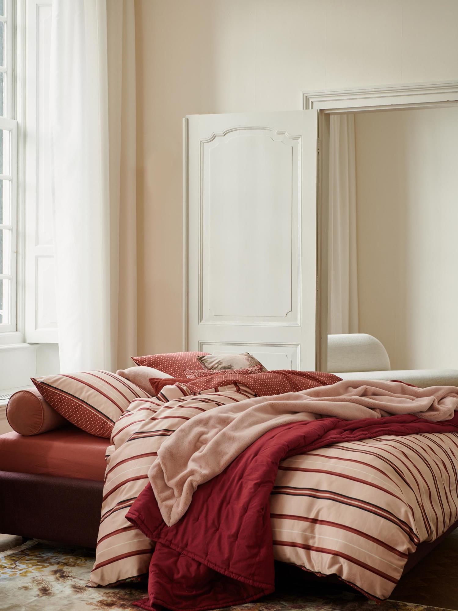 Essenza Meryl Rose Duvet cover 260 x 220